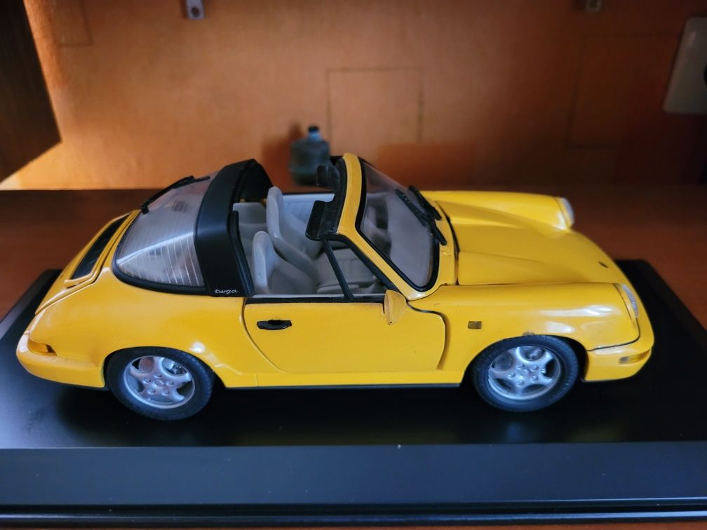 Model Porsche 911 Carrera 2 Targa, 1/18, Anson