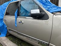 Lincoln Navigator 3 drzwi prawe lub lewe
