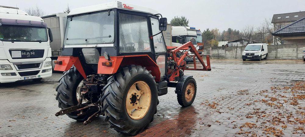 Zetor 7211 z turem rok 1988 zarejestrowany