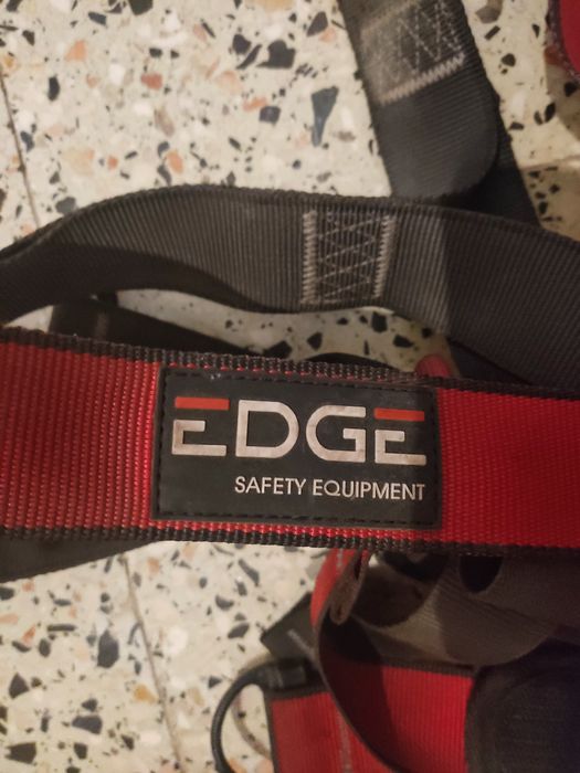 Arnês de Segurança EDGE Safety Equipment + Duplo Talabarte com Mosquet