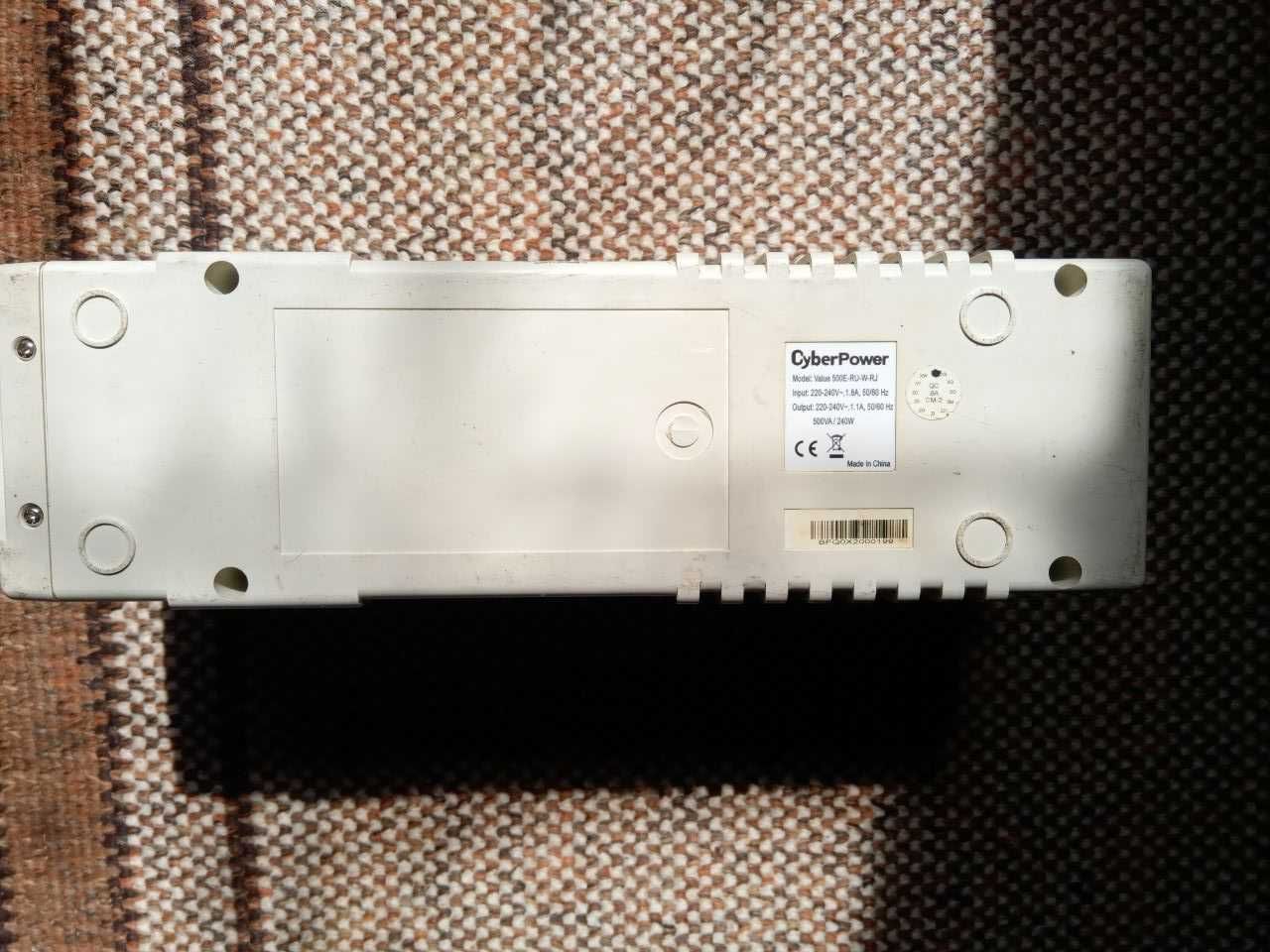 ИБП 220/12V + блок с ампер/вольтметром, USB-выходом и 12в на освещение