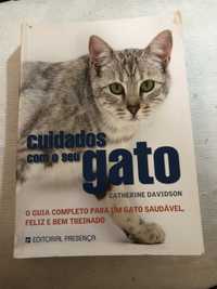 Livro completo sobre os felinos