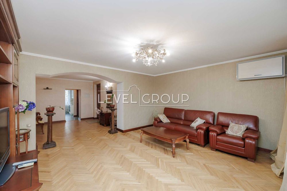 Оренда просторої на вул. Тарасівська, 21, Голосіївський р-н.