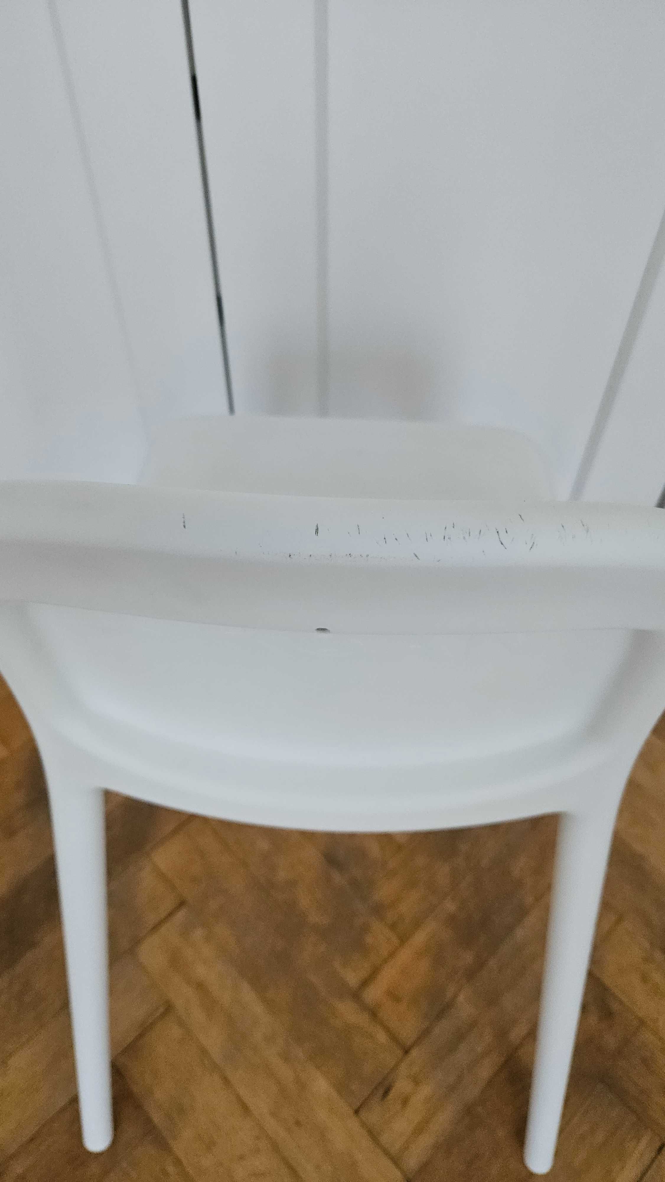 Krzesłko IKEA URBAN do jadalni białe