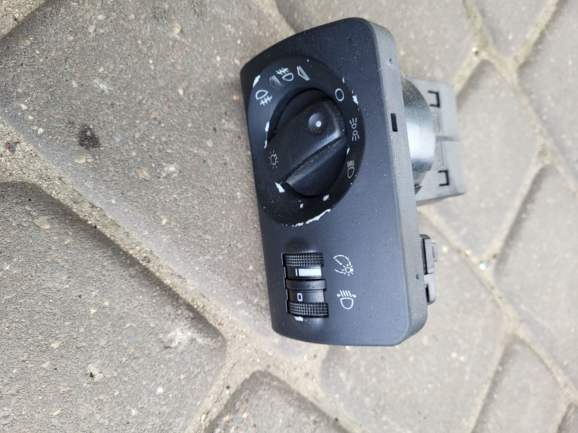 Włącznik świateł audi a6 c5