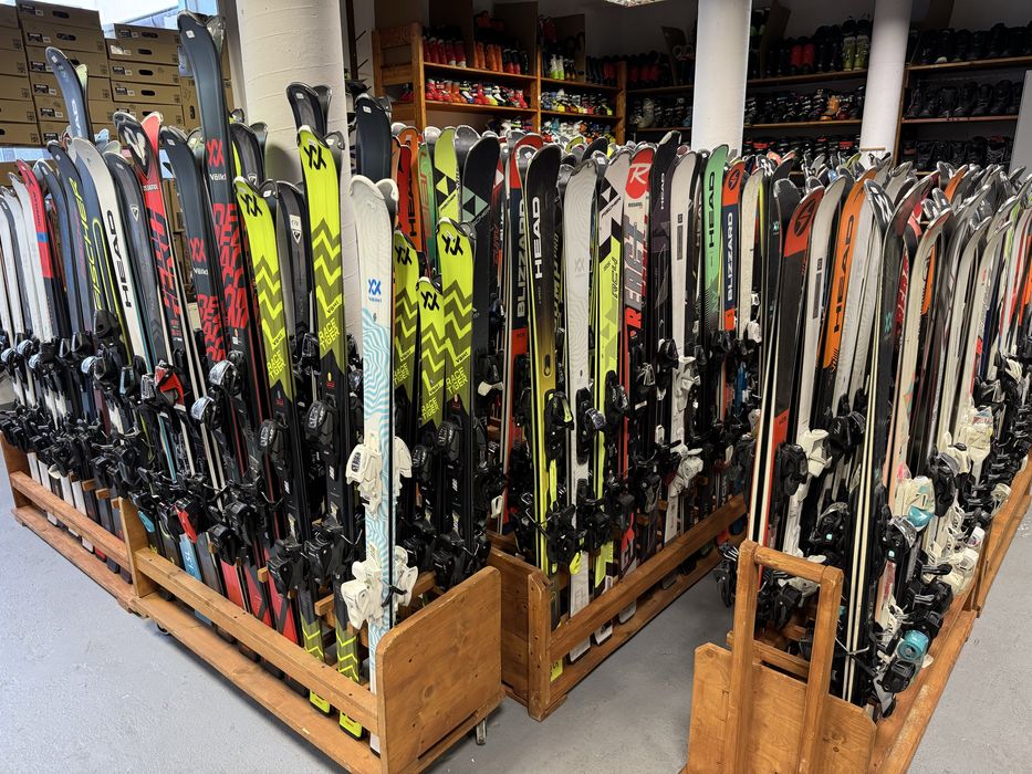 Zestaw Narty Junior Blizzard + Buty Salomon 20/20.5cn + kask Bolle