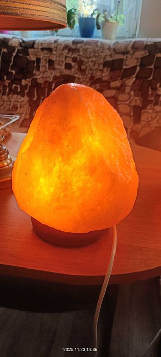 Używane lampy nocne solarne do sypialni