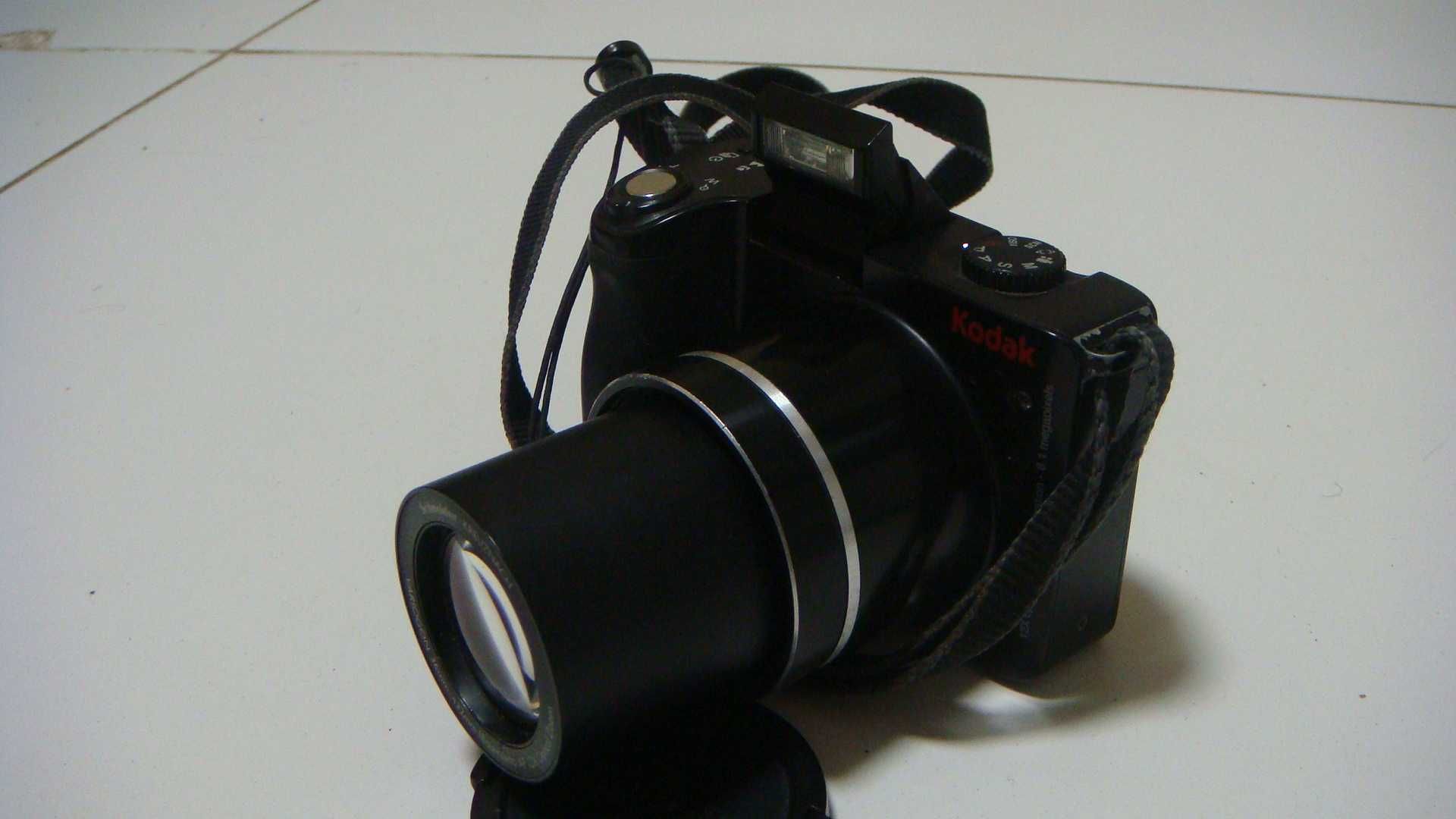 Kodak EasyShare Z8612 IS