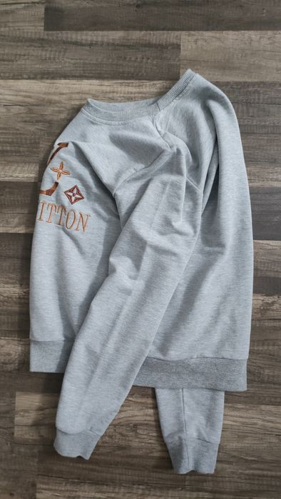 świetna bluza LOUIS VUITTON