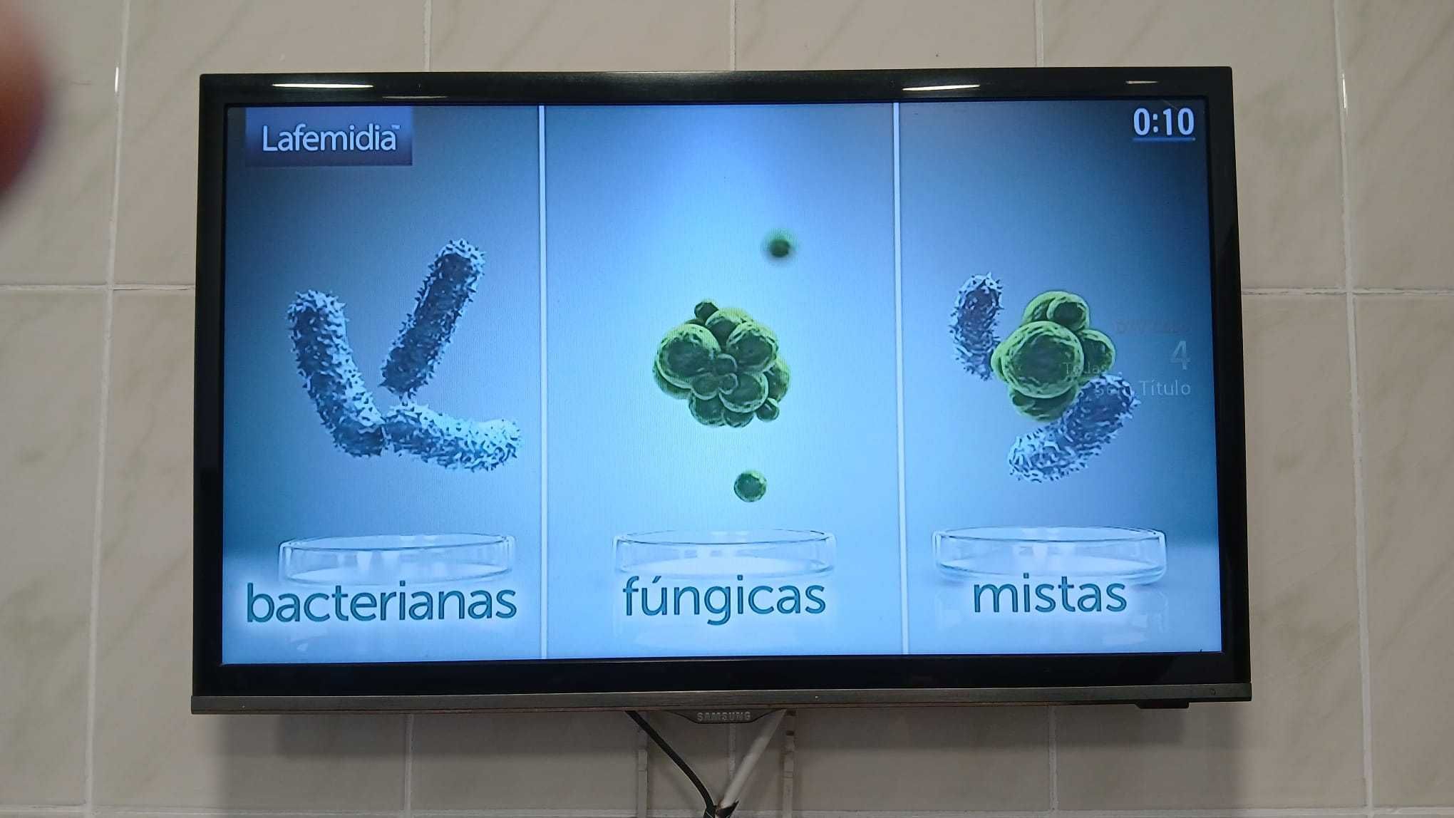 TV marca Samsung 22'' - usada - Pr inicial 125€ - Novo Pr 65€