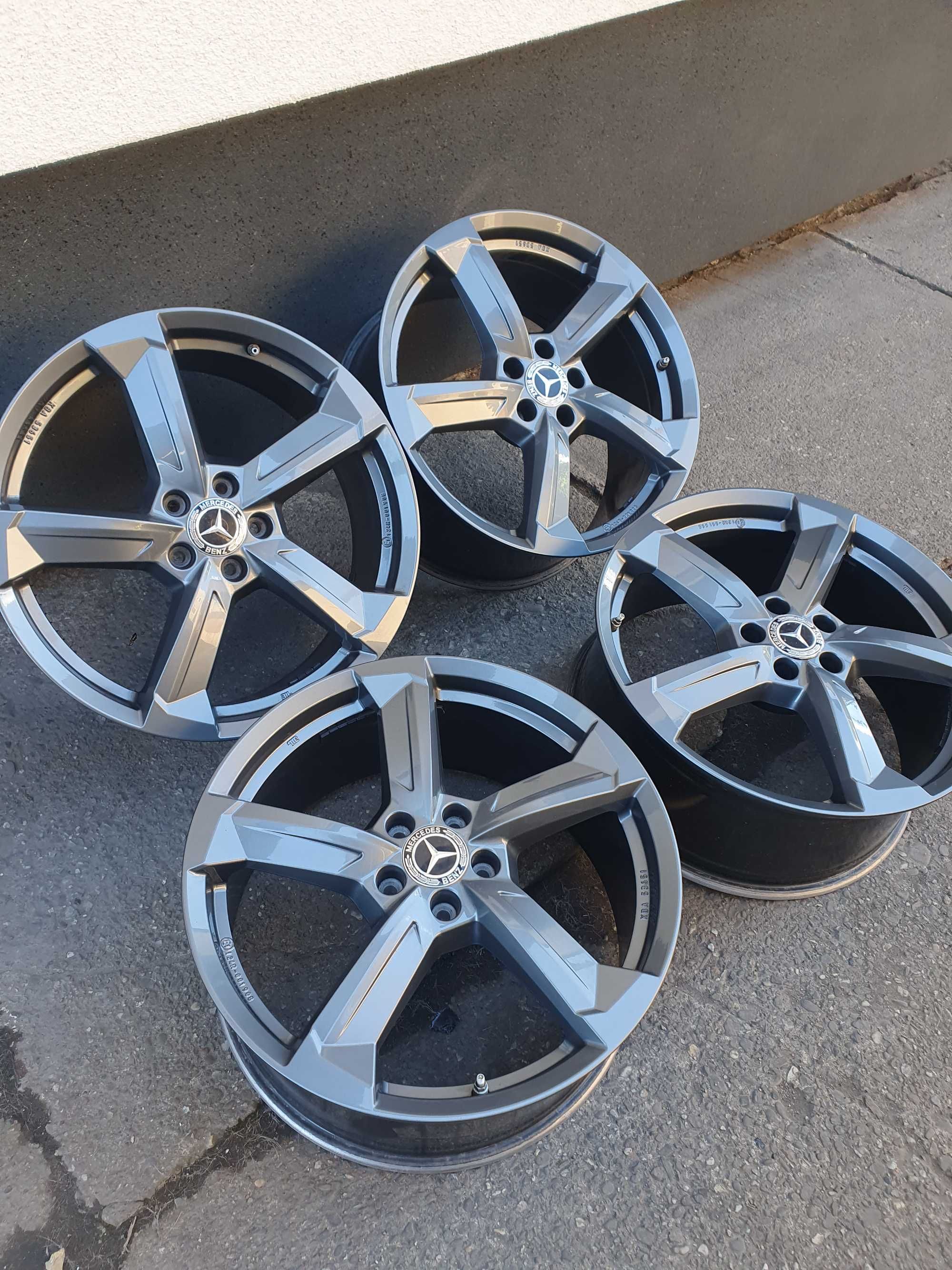 984# Felgi Aluminiowe  9Jx20" et57 5x112  Mercedes GL GLS W221