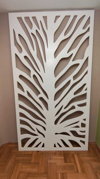 Panel ozdobny MDF 251×140 cm – biały, stan świetny