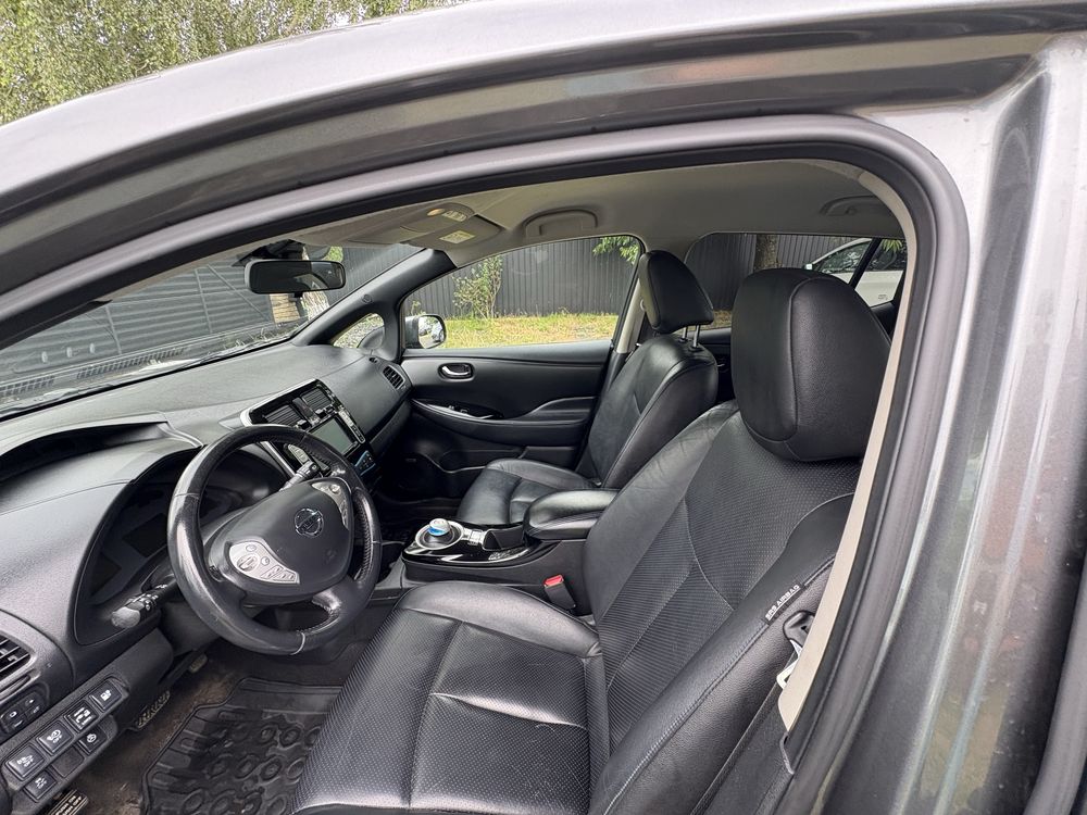 Nissan Leaf 2014