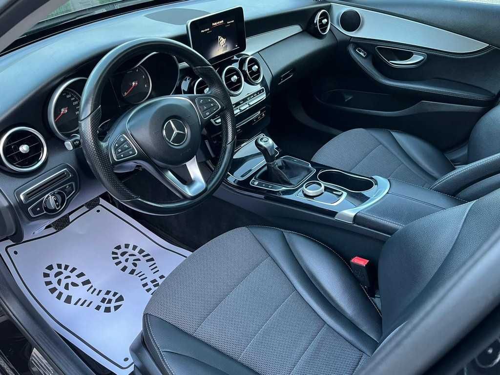 *Mercedes C-Klasa Avantgarde Navi Full Led Panorama 2xPDC Skóra AF18*