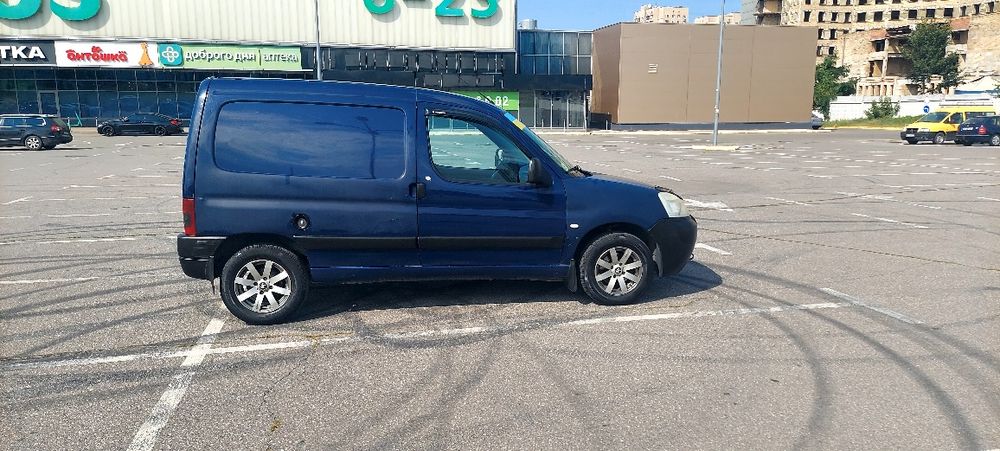 Peugeot Partner 2003. Вантaжний фургон