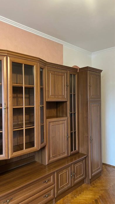 Продам стінку у вітальну б/у