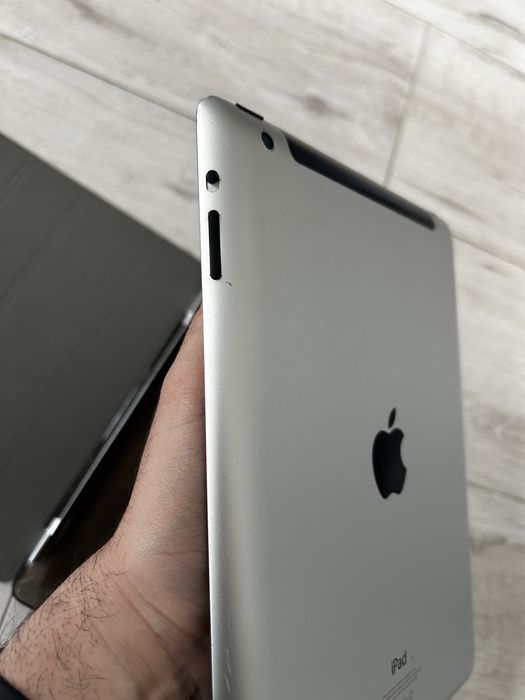 Apple iPad 4  A1460  64GB