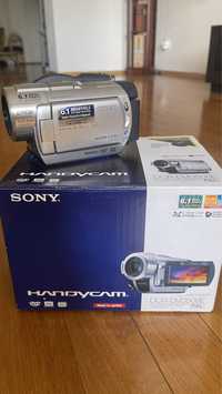 Видеокамера цифровая SONY