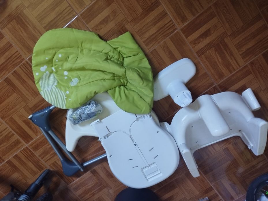 Cadeira alimentação bebe adaptável a 6 alturas