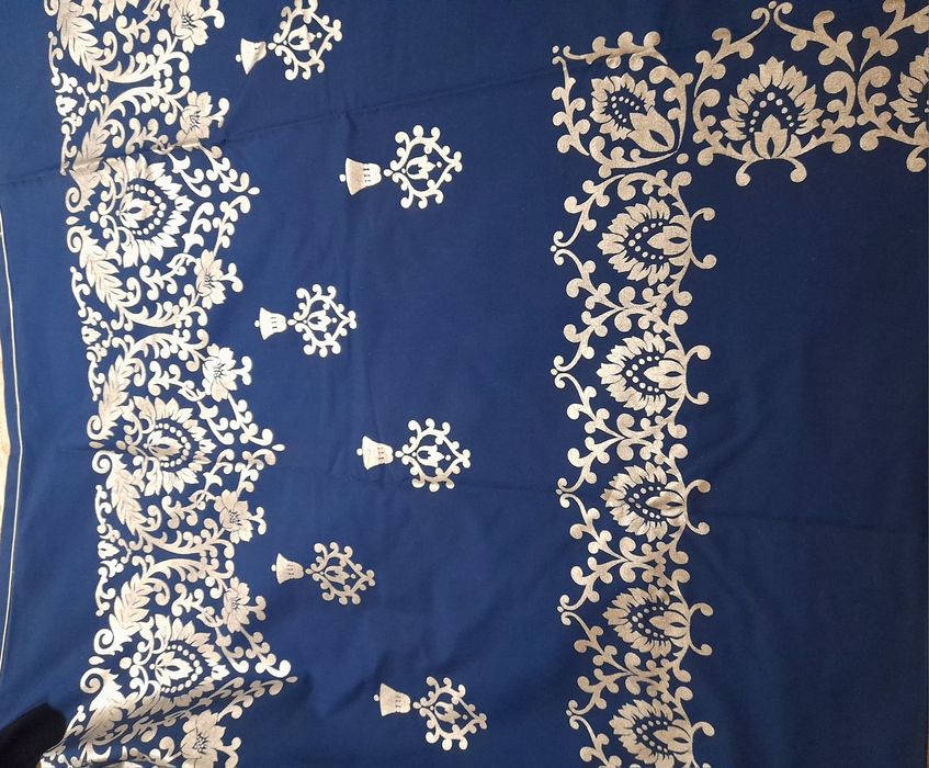 Toalha festiva requintada