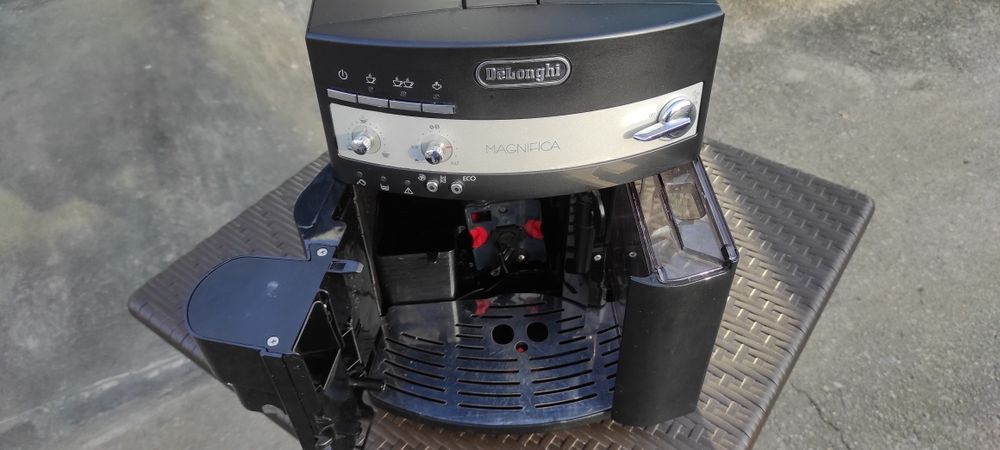 Кавомашина Delonghi