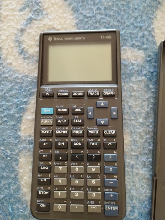 Calculadora Texas TI 82