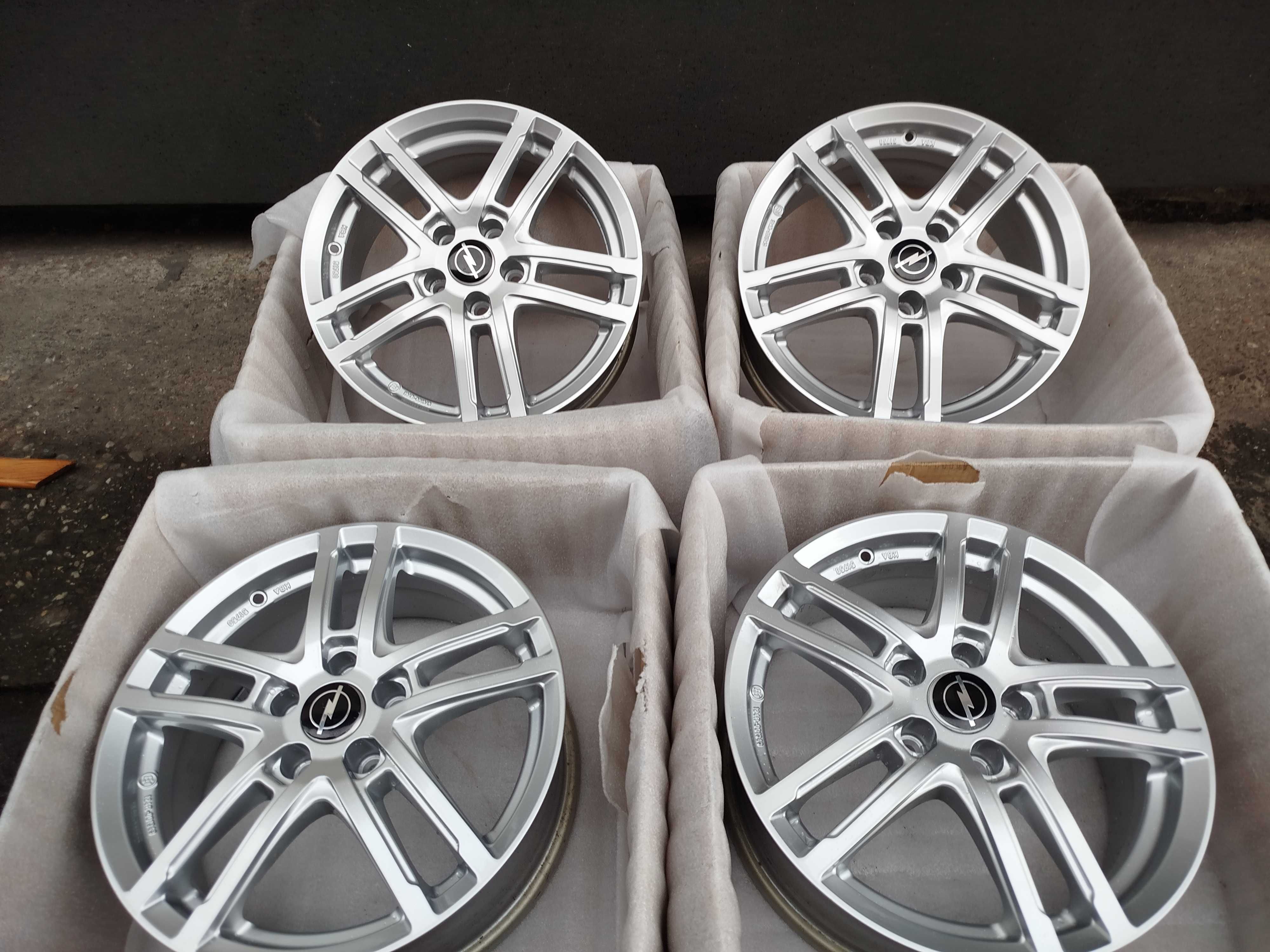 A71#Alufelgi NOWE 5x105 6,5Jx16 ET38 Opel Astra J Astra K Mokka