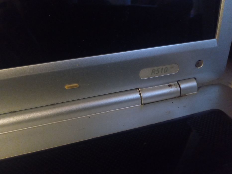 Samsung r510 laptop uszkodzony