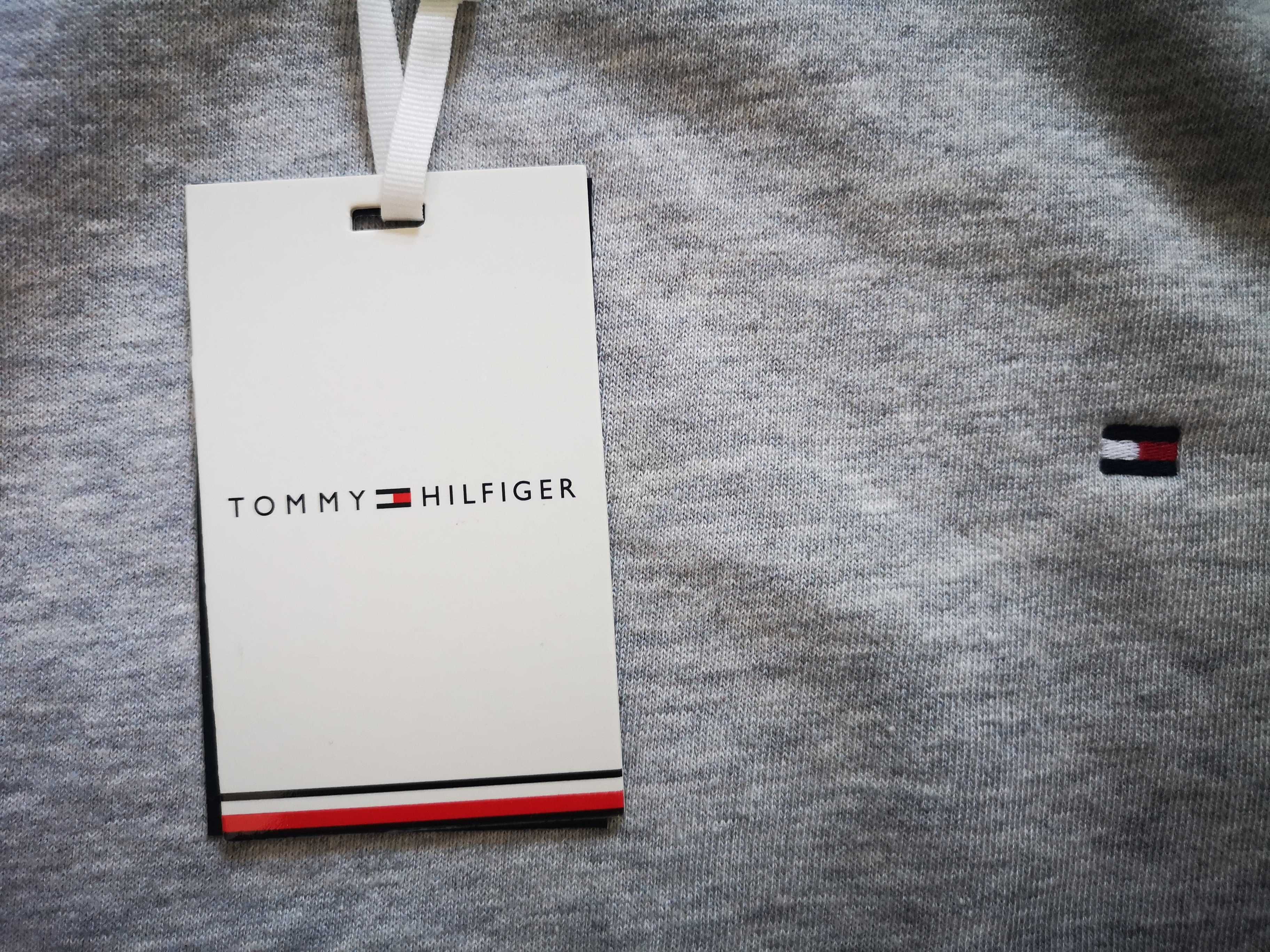 Tommy Hilfiger- sliczna bluza xl nowa  449 zl/249 zl