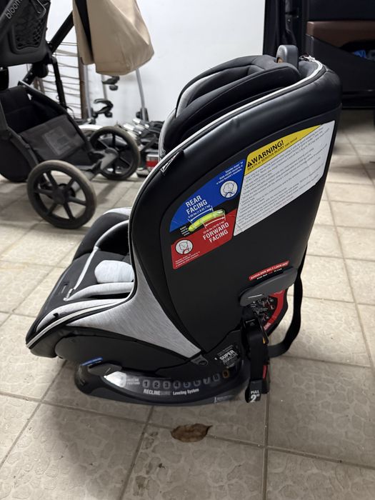 Детское автокресло Chicco NEXTFIT