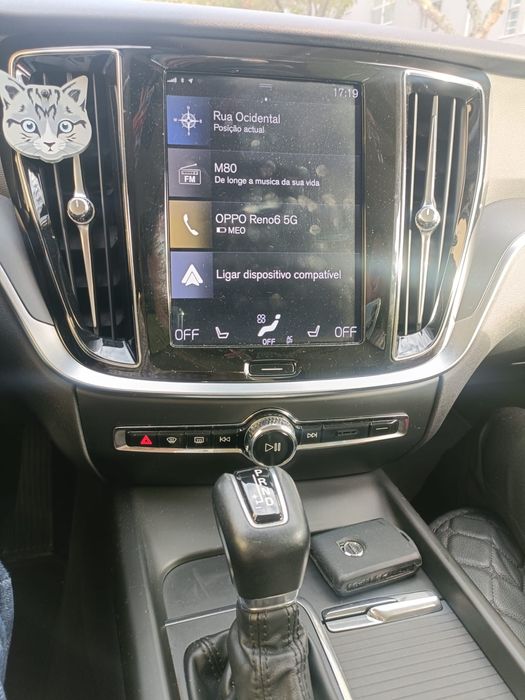 Volvo V60 2.0 150 CV Automatico Ano 2019