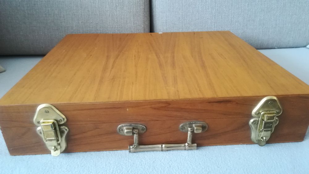 John T. Jewelery sztućce nikiel/brąz 154 cześci nie Gerlach