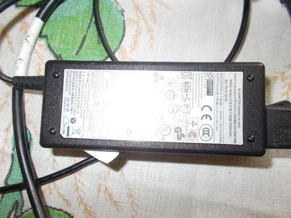 Laptop Samsung 300E CORE i5Ram 6GBDysk 1TB
