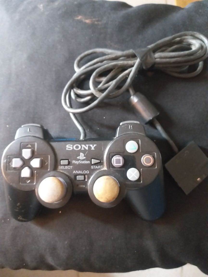 Vende consola  PlayStation 2