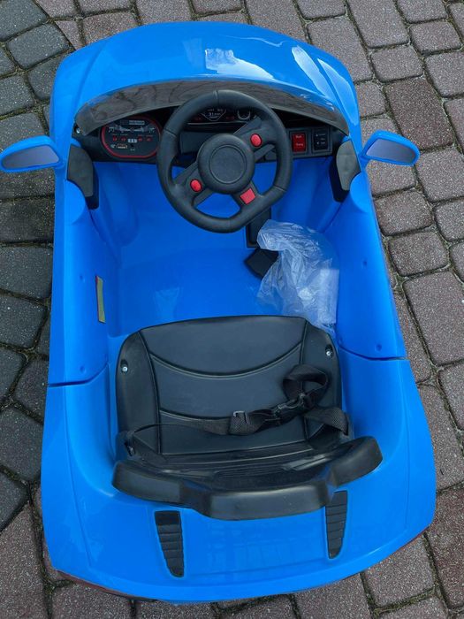 Auto na akumulator G21 4 SILNIKI BUJAK LEDY PILOT samochód dla dzieci