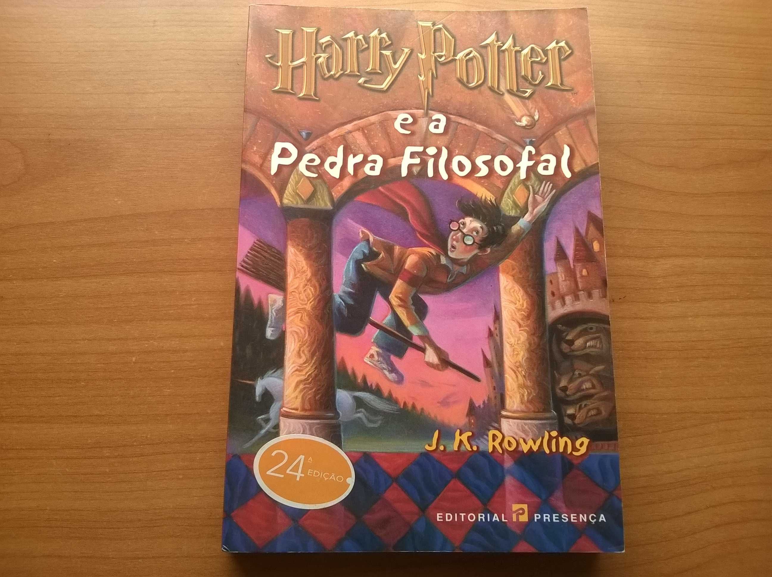 Harry Potter e a Pedra Filosofal -  J. K. Rowling