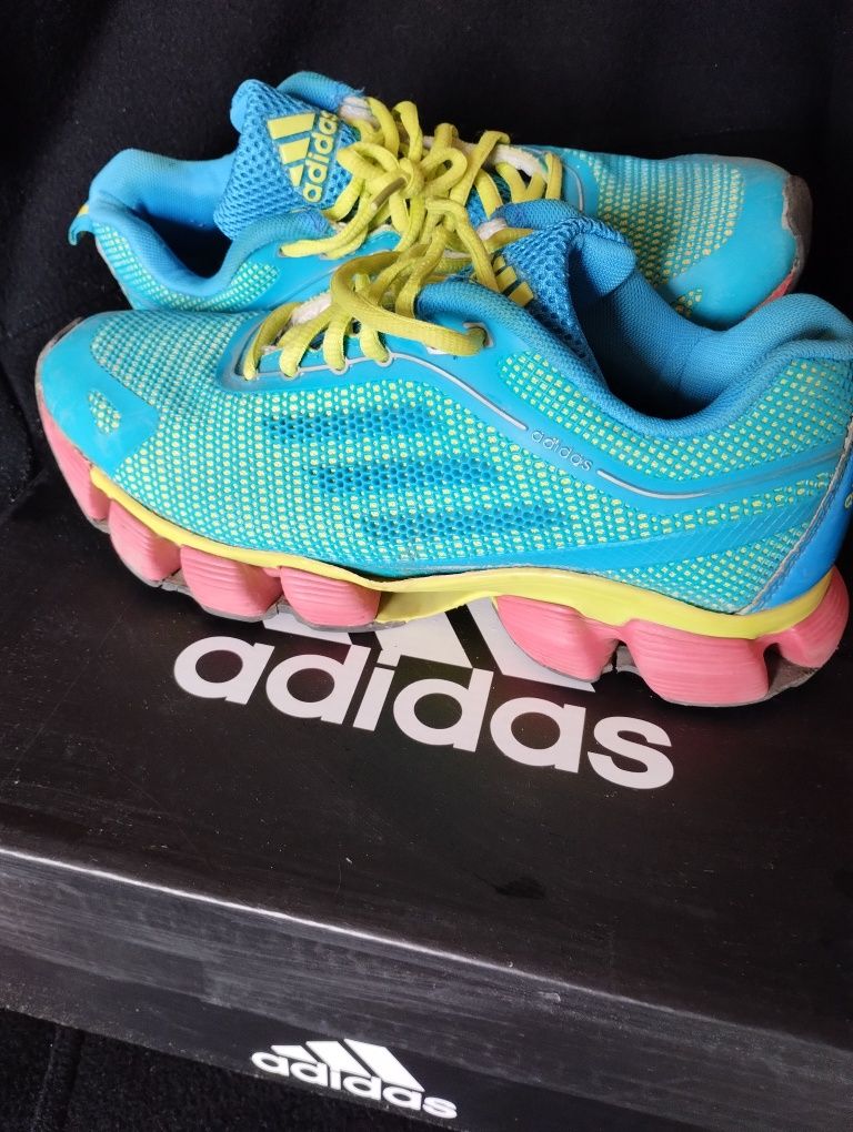 Туфлі, кроси, фітнес,ADIDAS,р 38,кеди,сандалі