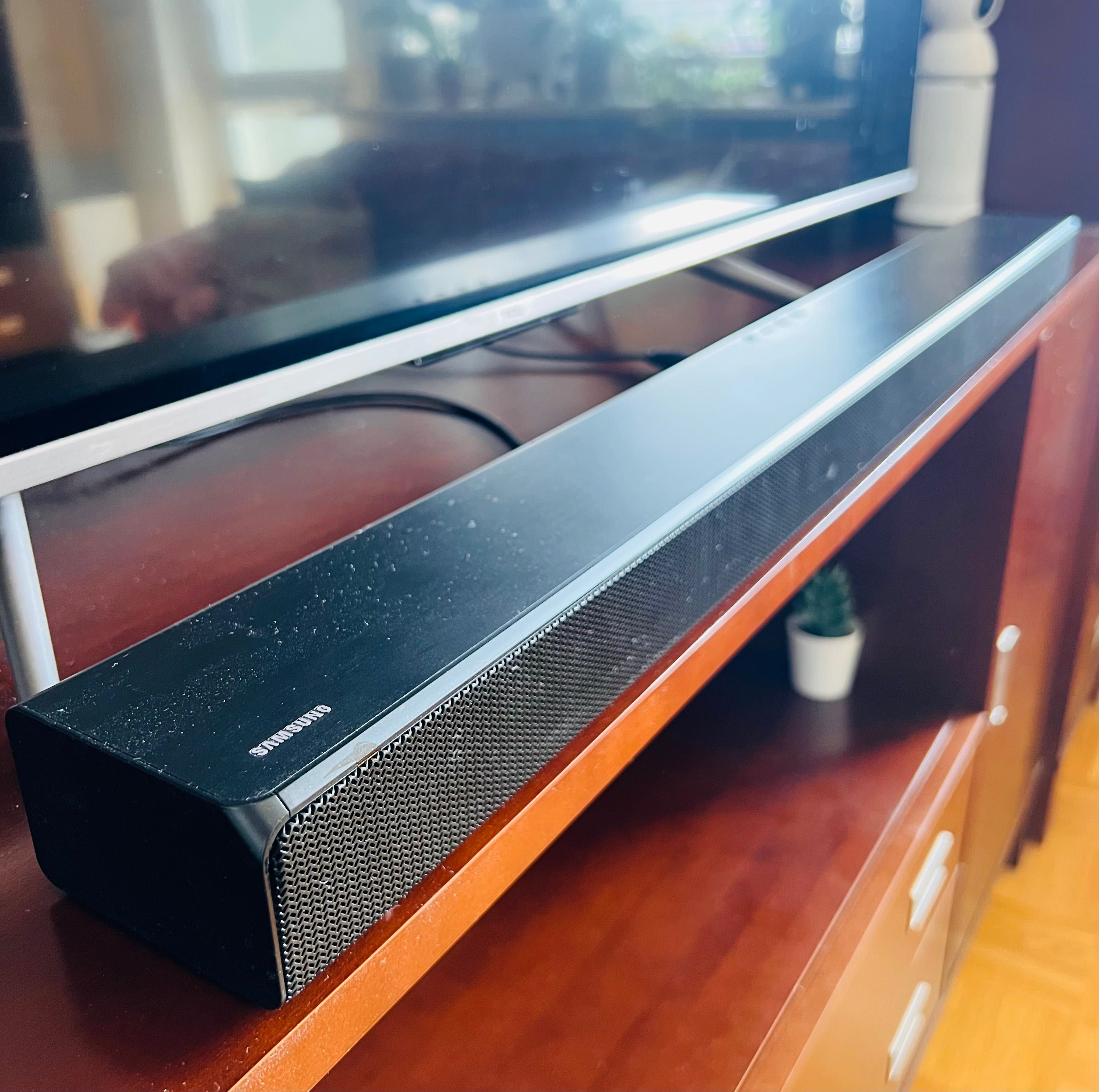 Samsung A550 soundbar & 9200s rear speaker
