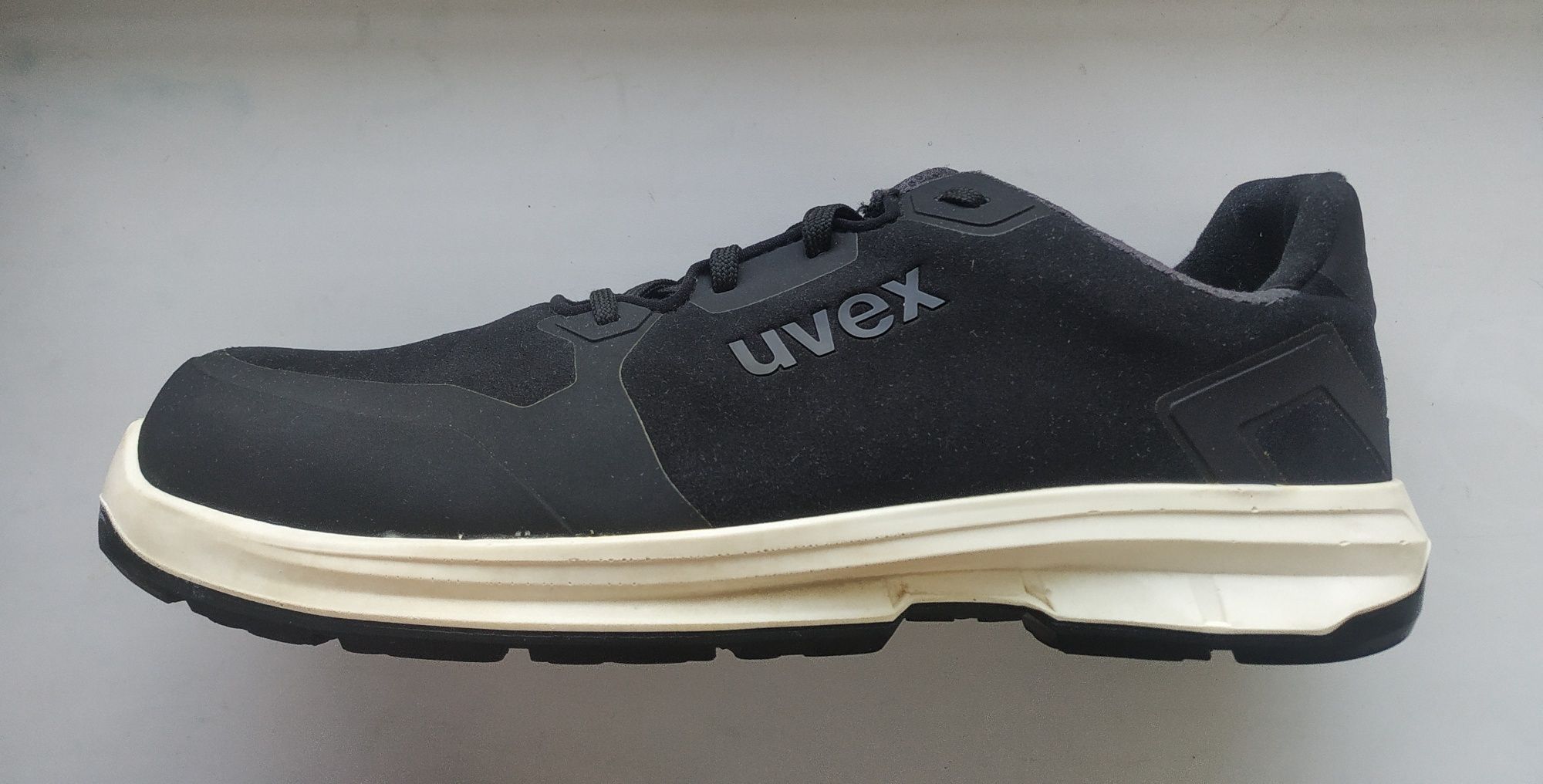 Uvex 44-45р. 29р. Кросівки