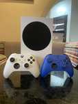 XBOX series S Приставка