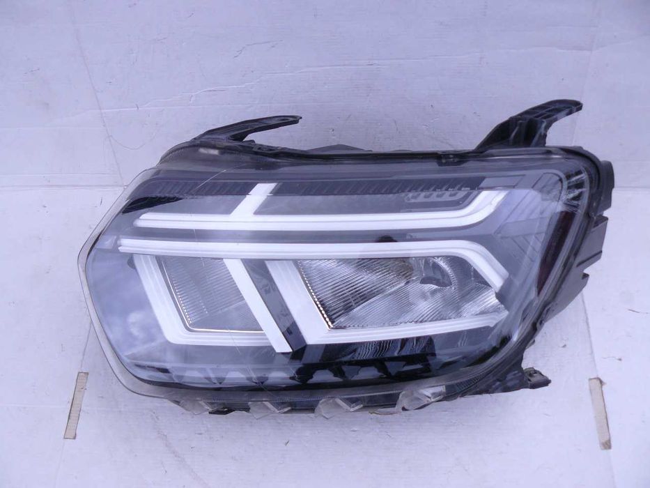 DACIA DUSTER II LIFT Lampa przednia lewa LED H1