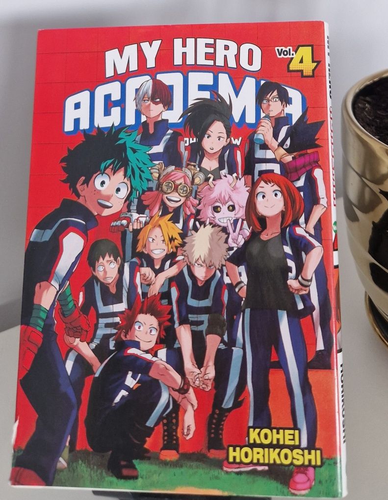 Komiks manga My Hero Academa vol4