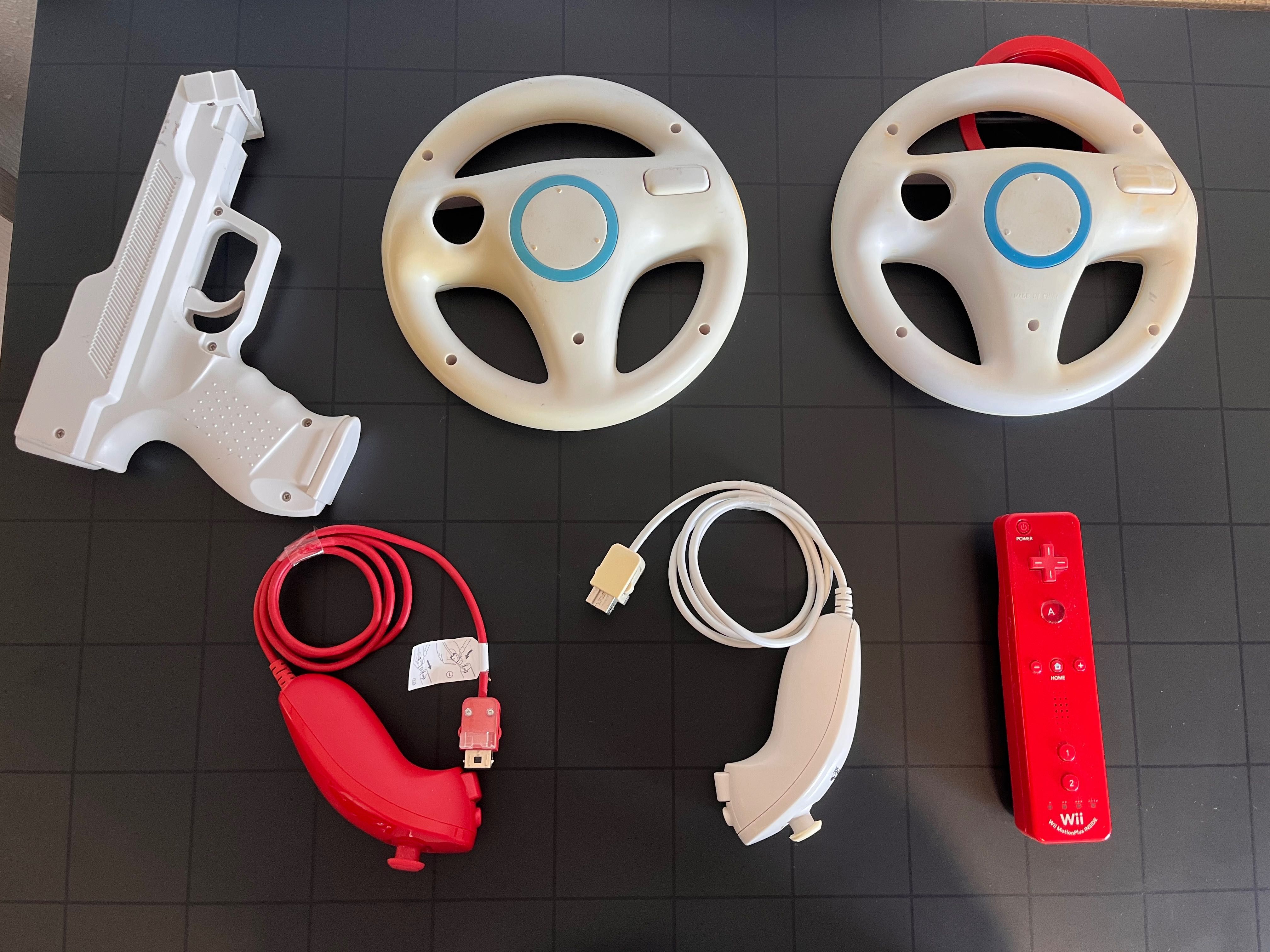 Wii Mini em Perfeito Estado + Acessórios e 12 Jogos!