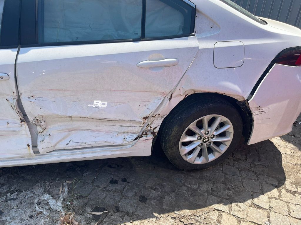 Toyota Corolla 1.8 Hybrid Confort