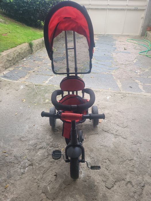 Triciclo de criança