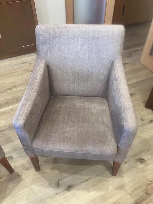 2 cadeirões completamente novos