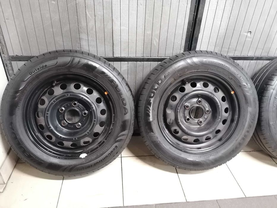 4 Felgi stalowe 15 5x114,3 HYUNDAI KIA z oponami 195/65R15 FULDA