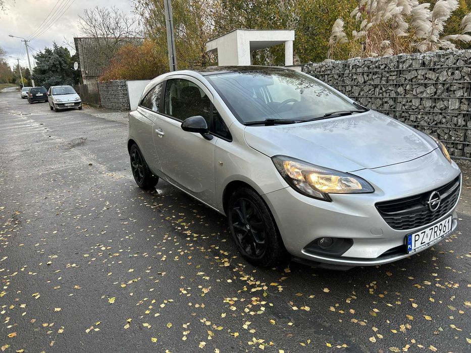 Opel Corsa E Black Edition 19 rok nawi
