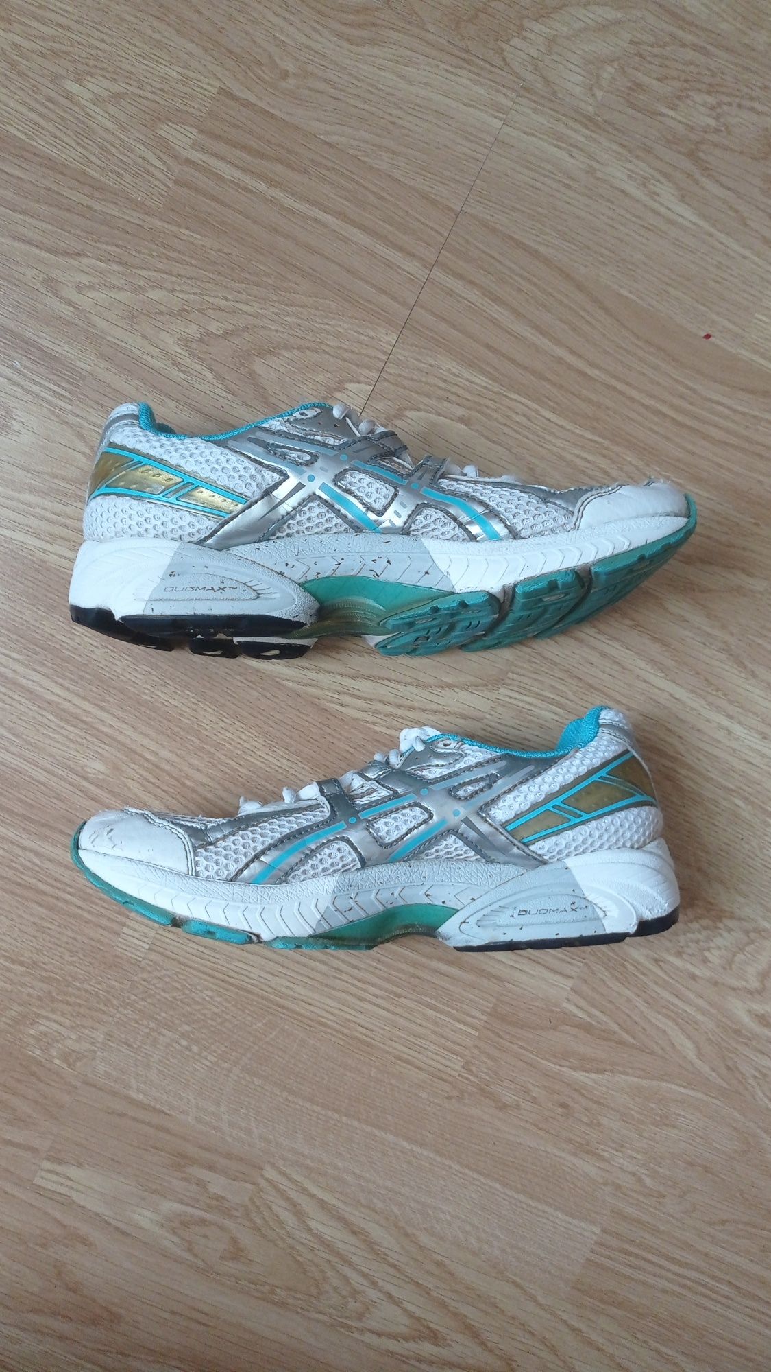 Asics gel gt-2110