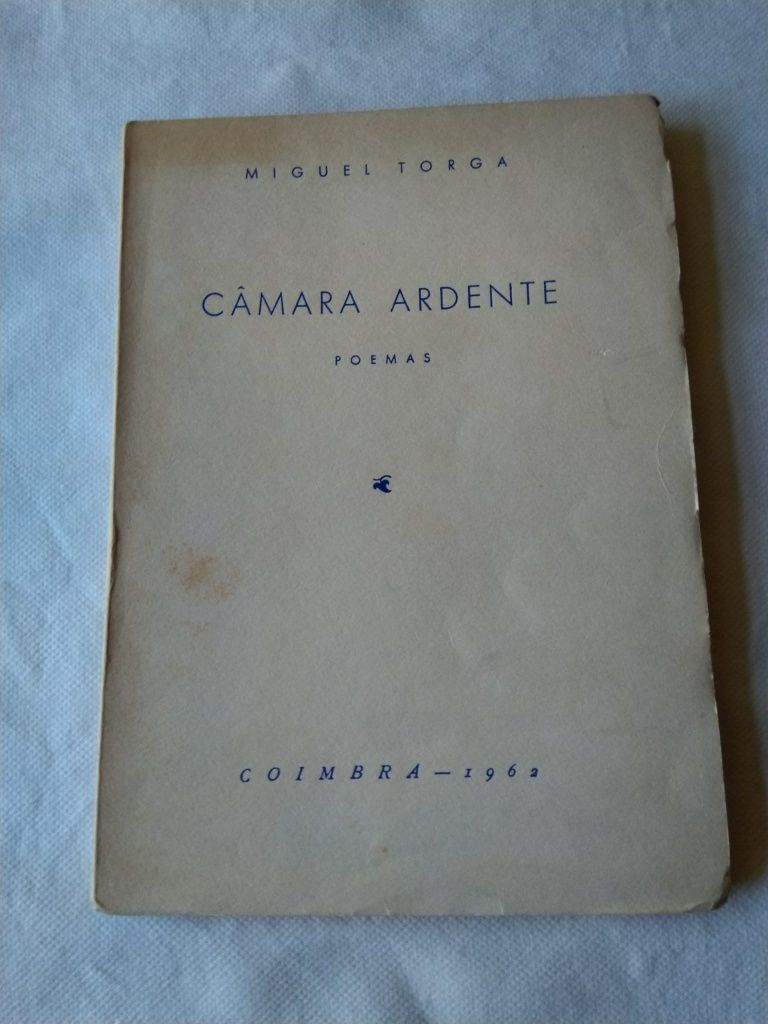 Poesia. Câmara Ardente